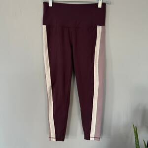 Reebok Purple Athletic Leggings Women's Size Small Pockets Polyester & Spandex